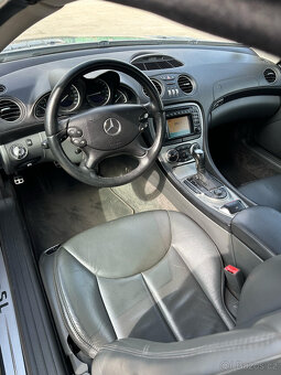 Mercedes-Benz SL350 - 14