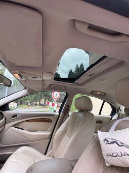 Jaguar S type 2.5l v6 147 kW - 14
