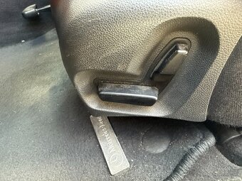 Mercedes-Benz E 220 CDI 110kW - 14