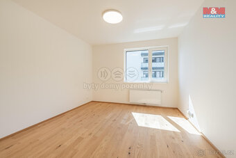Pronájem bytu 3+kk, 85 m², Praha, ul. Podbělohorská - 14