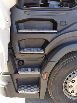 Prodám tahač návěsů SCANIA S450 EURO 6 D dvouokruhová hydr. - 14