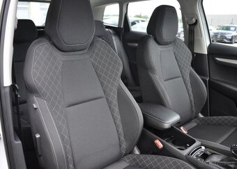 Škoda Karoq 2,0TDi STYLE 4x4 DSG - 14