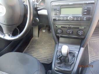 Škoda Octavia 2 1.9 tdi 77kw kombi 4x4 195000km - 14