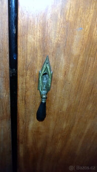 Starožitný nábytek rok cca 1920 - masiv - 14