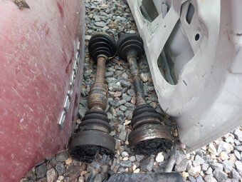 Díly na Alfa Romeo 166 2,5 V6 24V Busso - 14