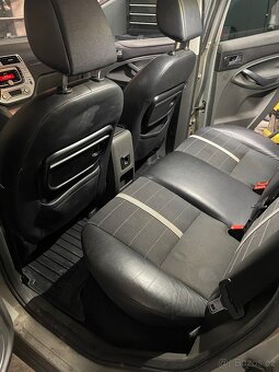 Ford Kuga 2.0 TDCi 103kw 4x4 - 14