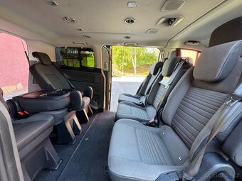 Ford Tourneo Custom - 14