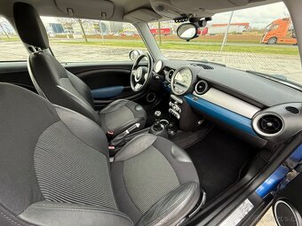 Mini Cooper - 1.6i 88kW - 2008 - perfektní stav - 14