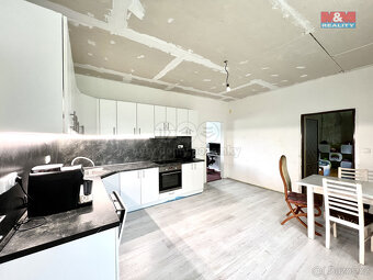 Prodej rodinného domu, 250 m², Město Albrechtice - 14