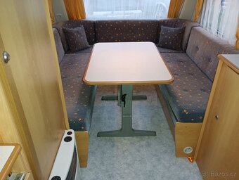 KIP č.147 Rok 2001. Pro 3 osoby. 12V+baterie. 1250kg - 14