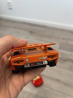 Bburago 1:24 sbírka 3x modelu aut lehce poškozené - 14