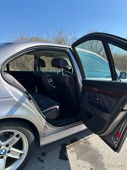 BMW e39 528i 142 kw Automat - 14