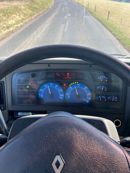 Renault Premium 320 - 14