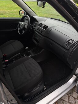 Škoda Fabia 2 facelift combi 1.6tdi 158tkm tažné BEZ KOROZE - 14