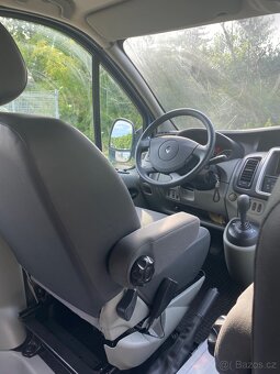 Renault Trafic - 14