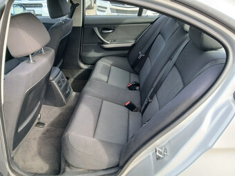 BMW 320d - 14