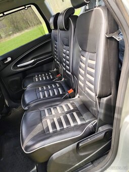 FORD S-MAX TITANIUM ULTIMATE BENZÍN 2.0i 107KW - 14