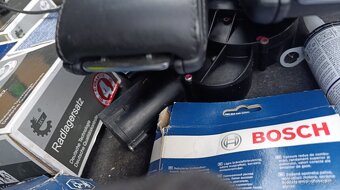 Nové dily Audi A8 d3 - 14