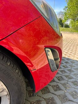 Opel Corsa 1.2 63kw červená - 14