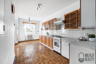 Dvougenerační RD (3+1, 4+kk), 2.135 m2 pozemek, Železný Brod - 14