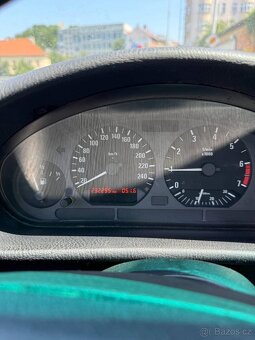 BMW E36 318is - 14