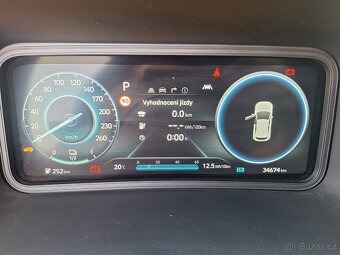 Hyundai Kona Electric - 14