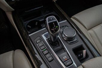 BMW X5 xDrive30d 190kW M-Packet - 14