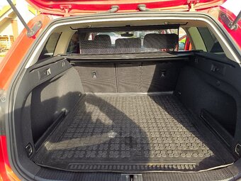 Volkswagen Passat B8 1.6TDI. DSG. 2017 - 14