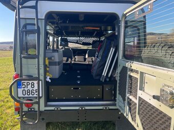 Prodám Land Rover Defender 110 - 300 TDi po GO - 14