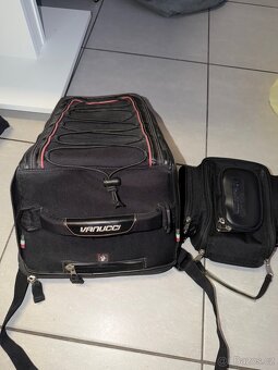 Prodám výbavu (helma, boty, zámek, batohy (dohoda)) - 14