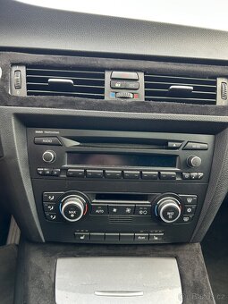 Bmw e91 318d 105kw COMBI / MANUÁL / / SERVISKA / SENZORY - 14