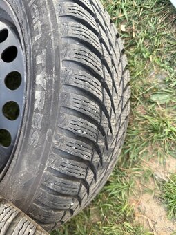 Zimni pneu Nokian 215 65R 17 - 14