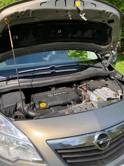 Opel Meriva - 1,7 diesel, 81 kW - 14