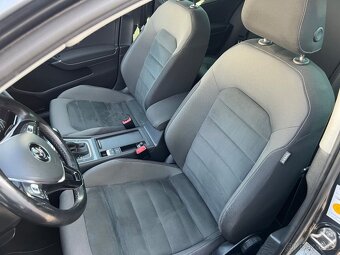 Volkswagen Golf, 2,0TDI 110kW, DSG, VIR. COCKPIT, SERVISKA - 14