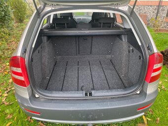 Octavia Scaut II 4x4 2.0 TDI 104kW 6st. manuál - 14