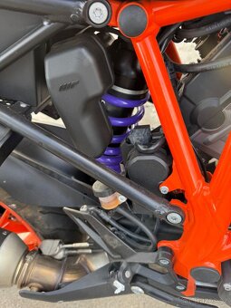 Ktm 1290 Super Duke GT 127kw rv:2022/5 - 14