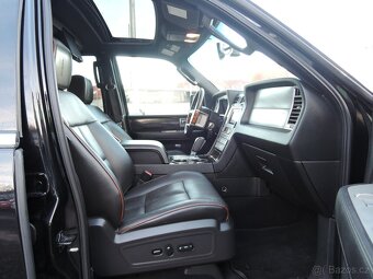 Lincoln Navigator 5,4i V8 24V Aut. LPG 7.míst 2007 - 14