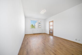 Prodej bytu 3+1, 80 m² - Planá - 14
