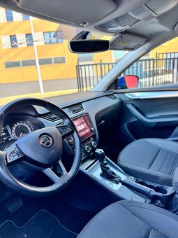 Škoda Octavia, 2,0 TDI DSG Ojeté, 12/2018, 233 573 km  Karos - 14