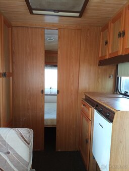 Prodám karavan Burstner City - 14