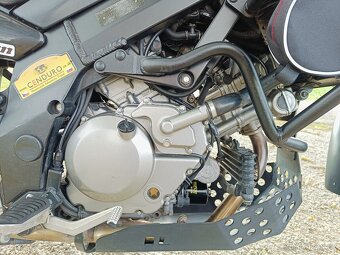 Suzuki DL 650 V-strom - 14