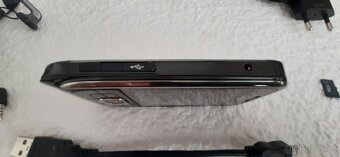 Nokia E66 - 14