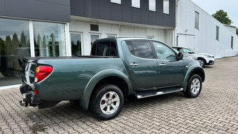 2.5DI-D  Double Cab Intense  4x4 - 14