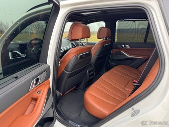 BMW X5 30d xDrive Facelift - SLEVA (panorama, tažné, 22"... - 14