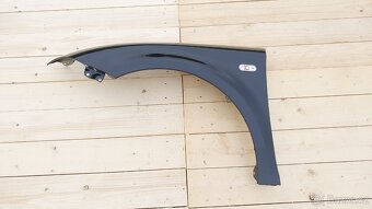 Seat LEON II – Blatníky přední LC9Z - 14