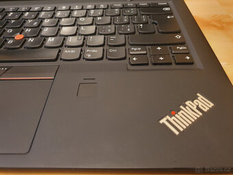 Lenovo ThinkPad X1 Carbon (5th Gen) - 14