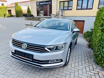 VW PASSAT combi 1,6TDi 88kW NAVI,ACC,TAŽNÉ,KAMERA,SERVIS - 14