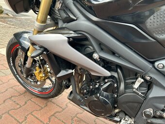 Triumph Street Triple 675 2015 ČR - 14