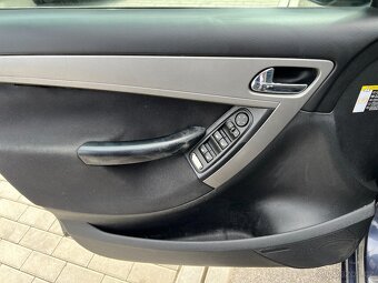 Citroën C4 Picasso 1.6 HDi 80 kW - 14