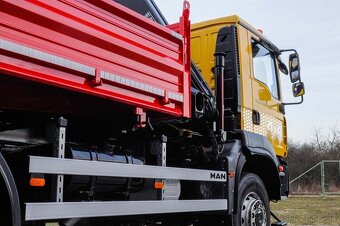 4X4 TŘÍSTRANNÝ SKLÁPĚČ + HYDRAULICKÁ RUKA MAN TGA 18.280 EU4 - 14